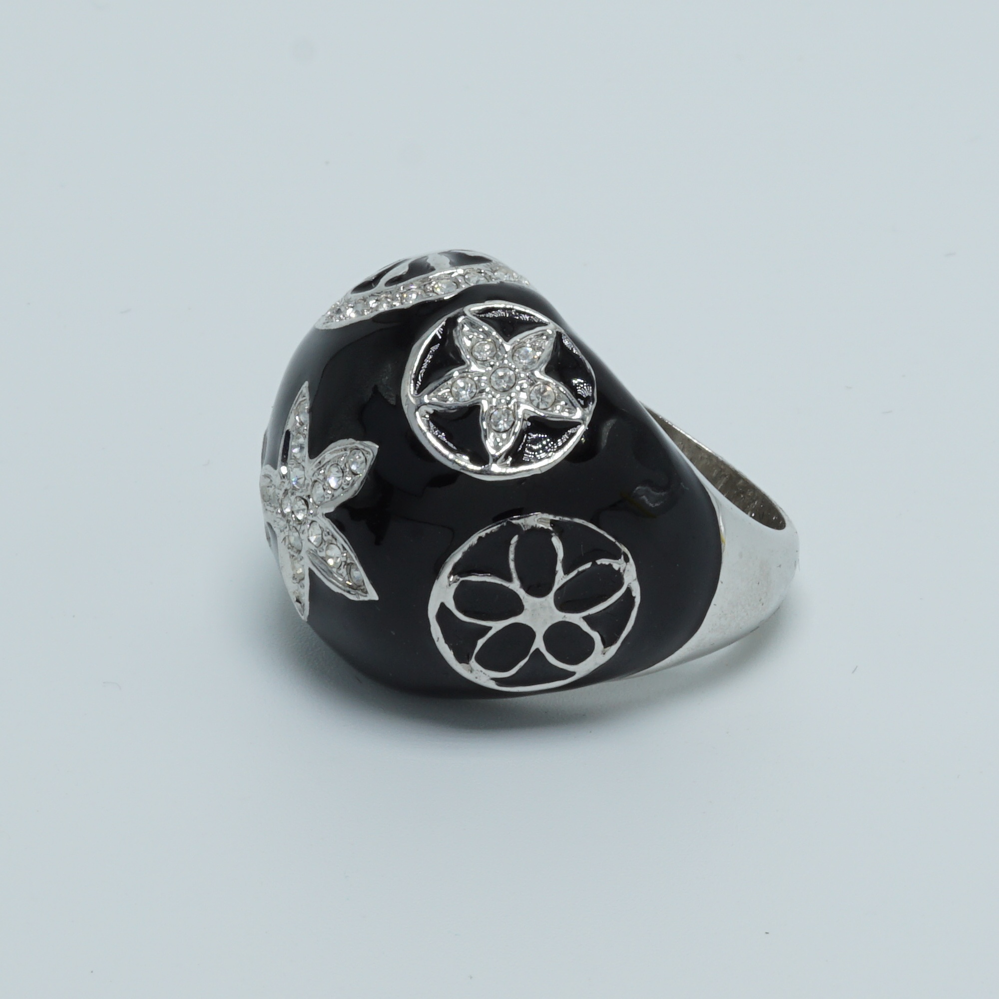 shell star bubble ring black side