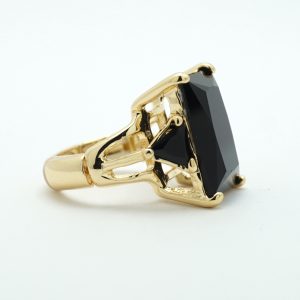 Stretch Dynasty Ring in Black and Gold